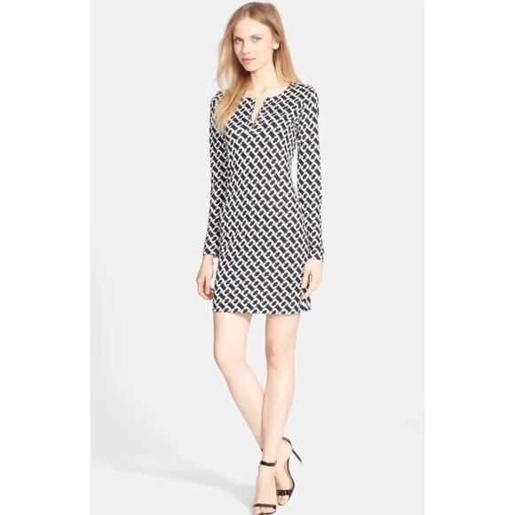 Diane von Furstenberg Reina Silk Chain Link Black White Mini Dress Womens Size 4 - Picture 2 of 11